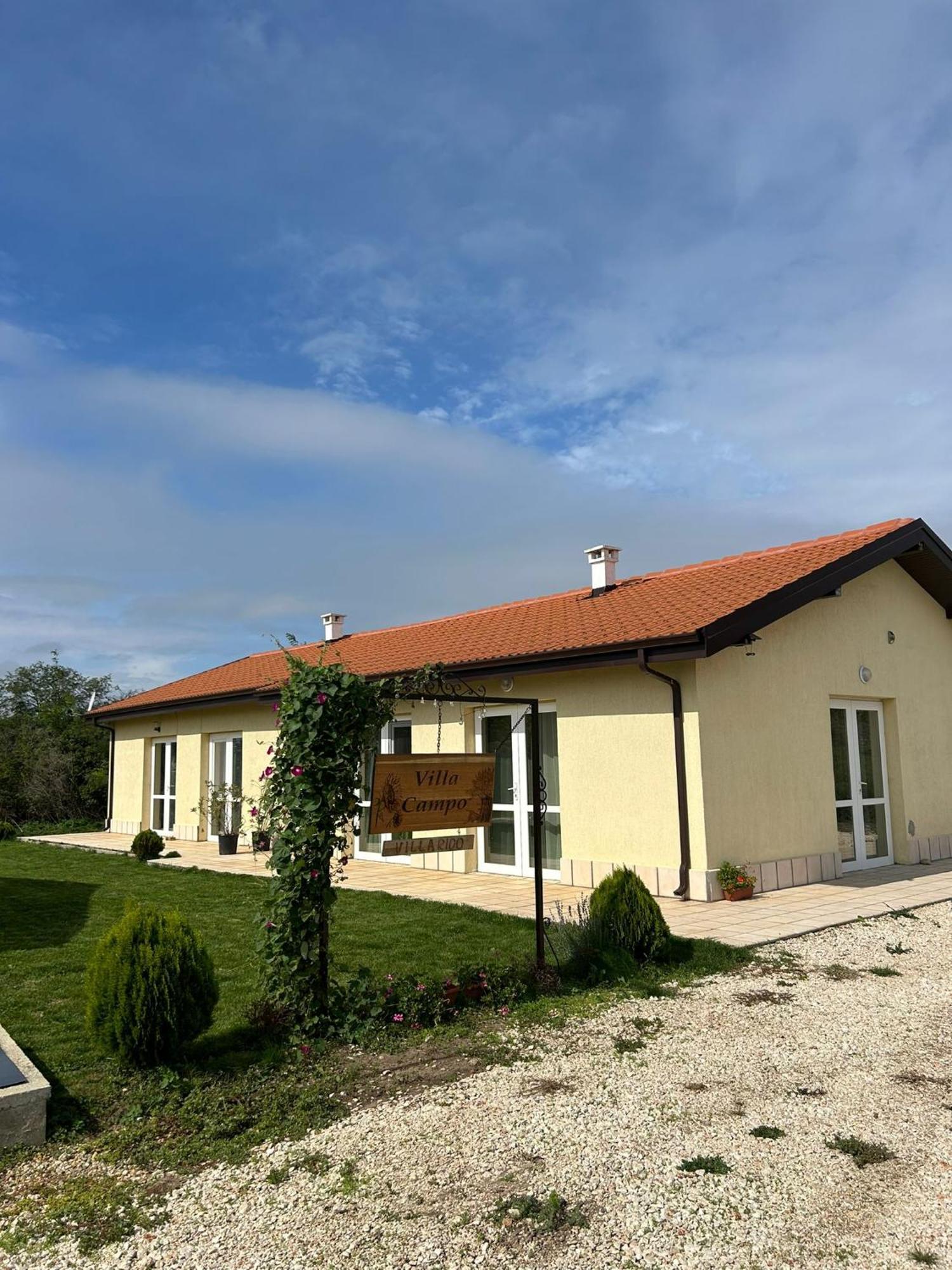 Villa Campo Ezerets Zewnętrze zdjęcie